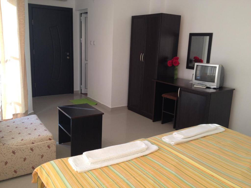 Hotel Paradise Lozenets Habitación foto